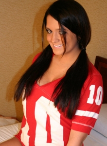 Brooke shows off why shes a perfect 10 from Southern Brooke